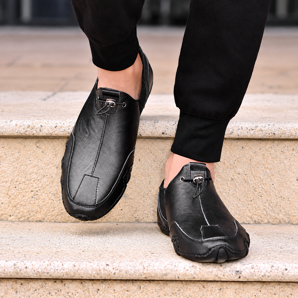 Heskey Leather Trainer