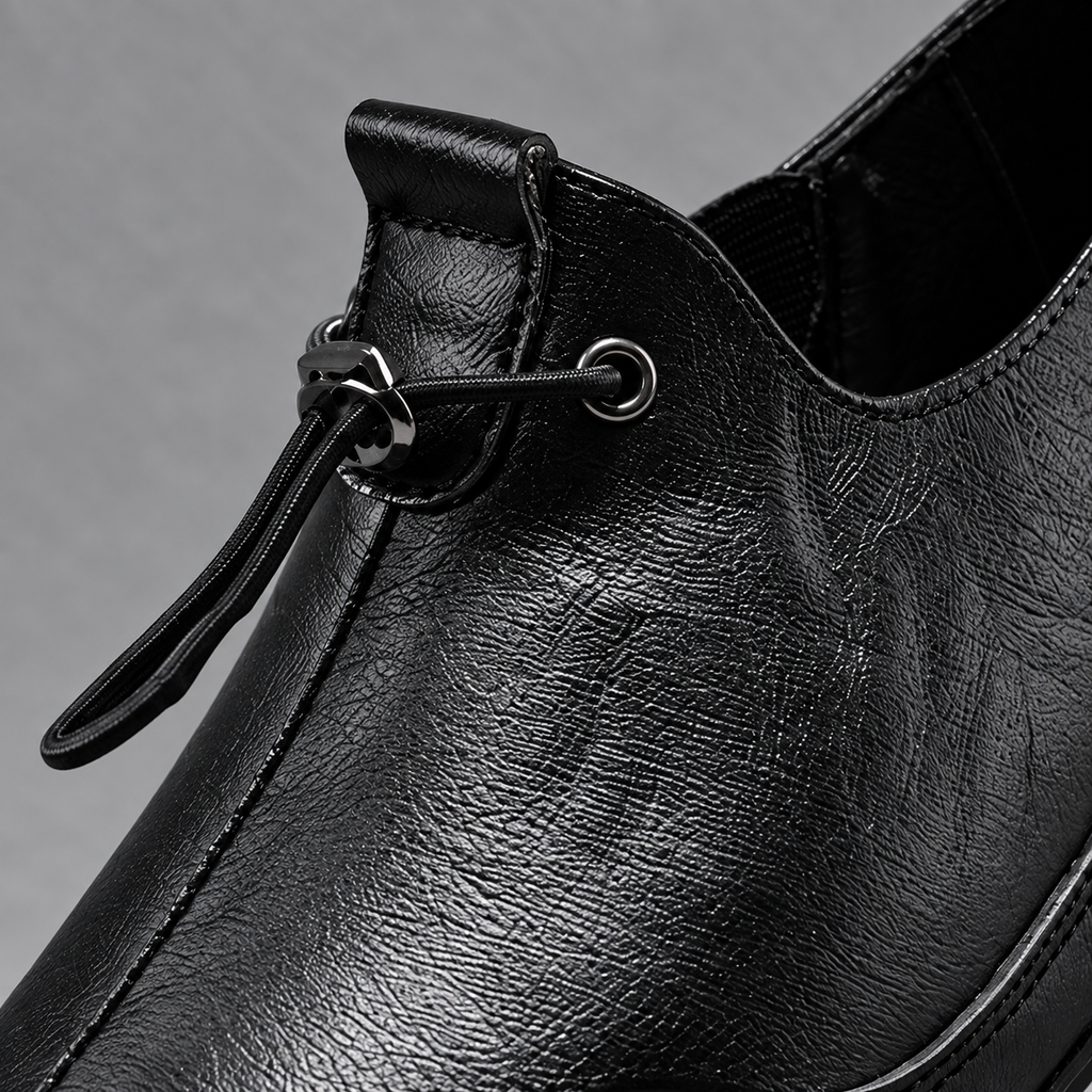Heskey Leather Trainer