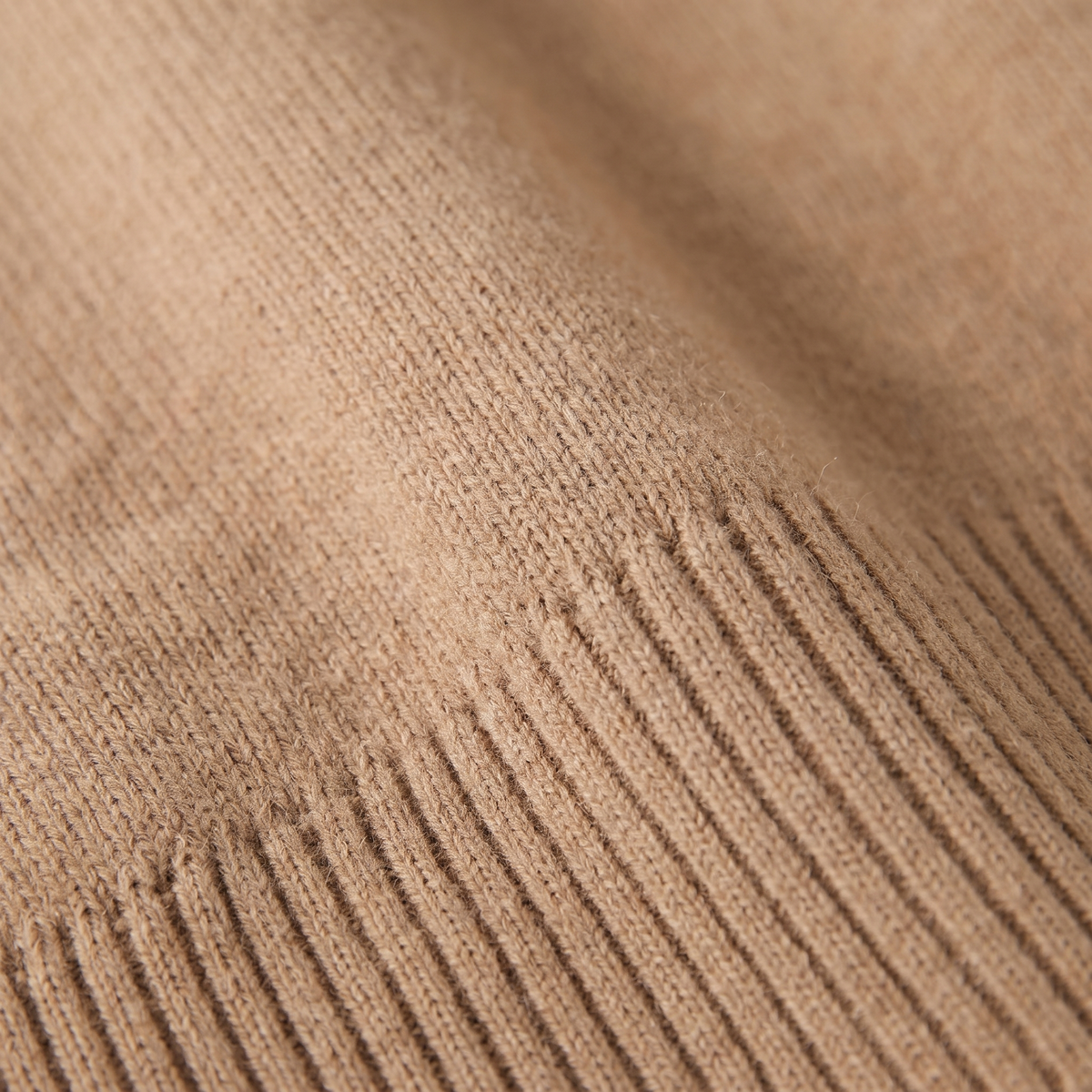AURORA CASHMERE TURTLENECK SWEATER