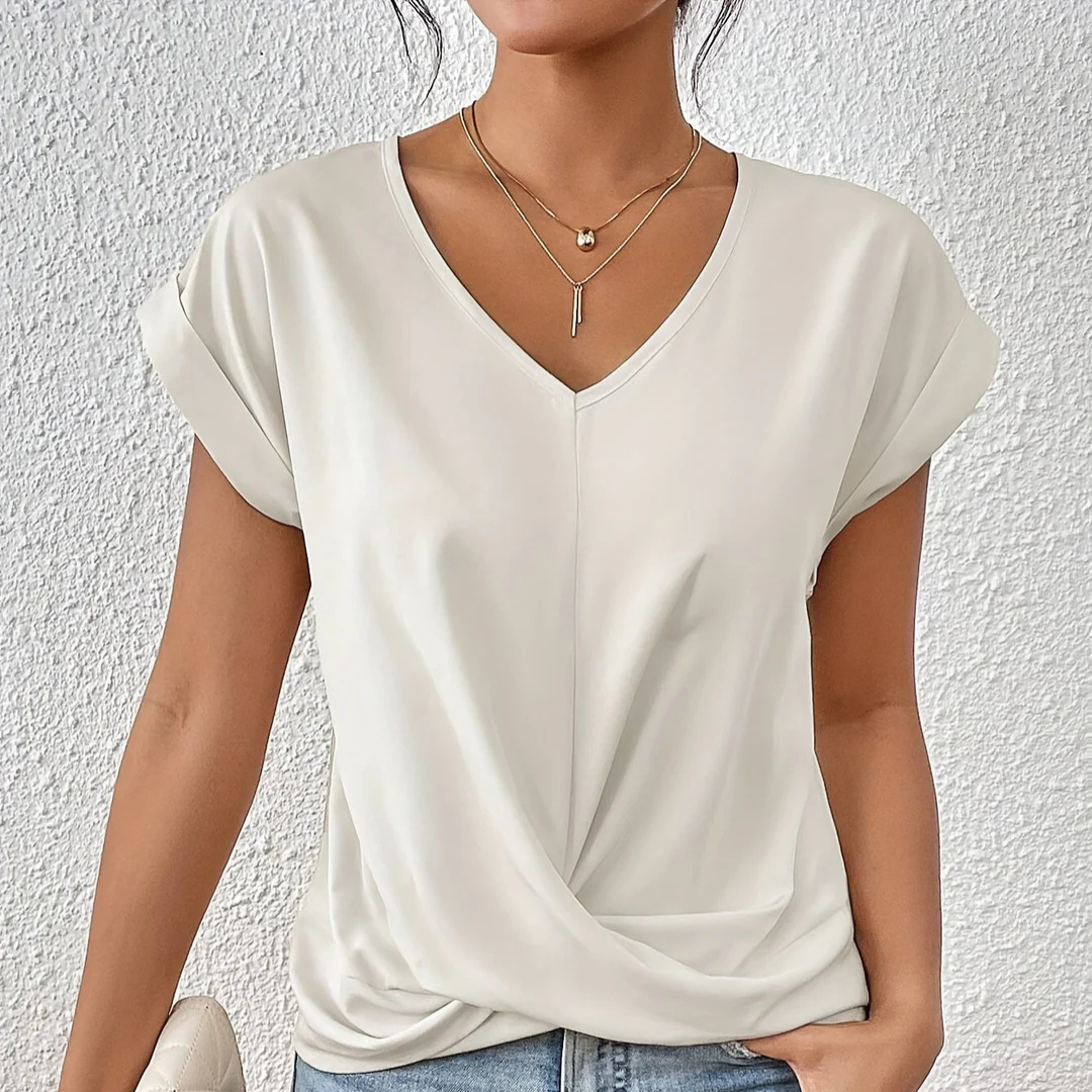 Cleo | Camiseta casual con escote corazón