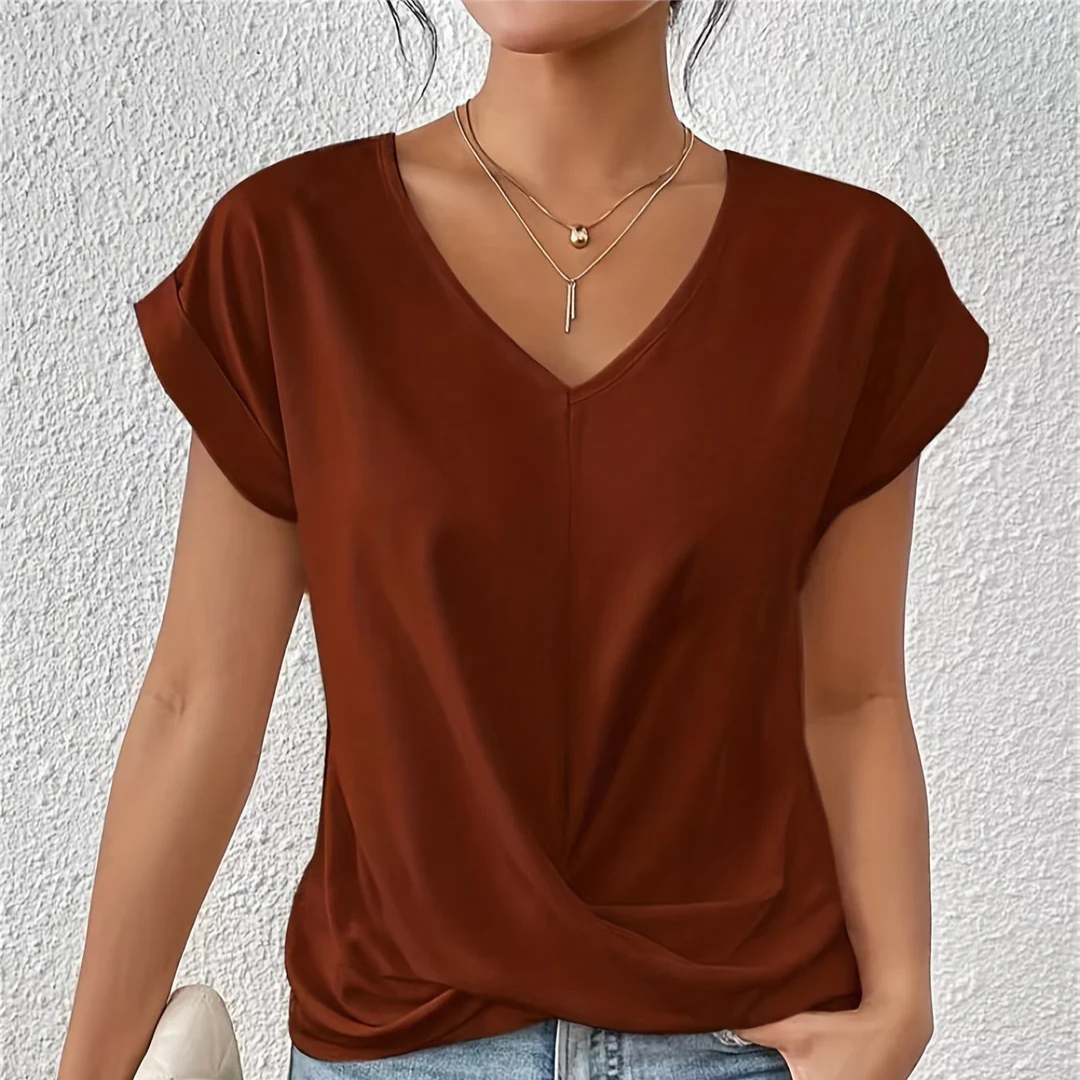 Cleo | Camiseta casual con escote corazón