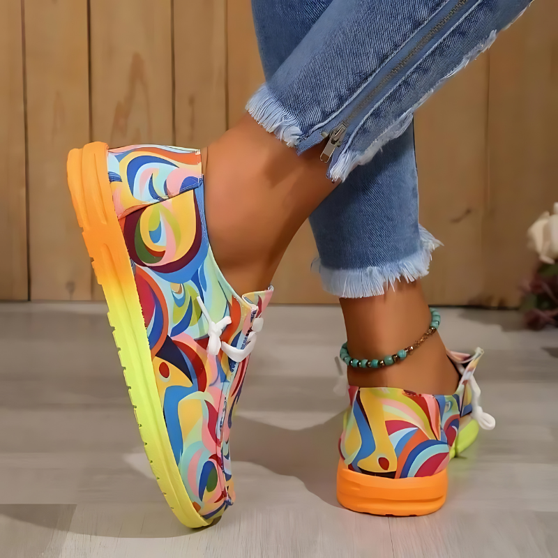 Leila Canvas Low-Top Sneaker