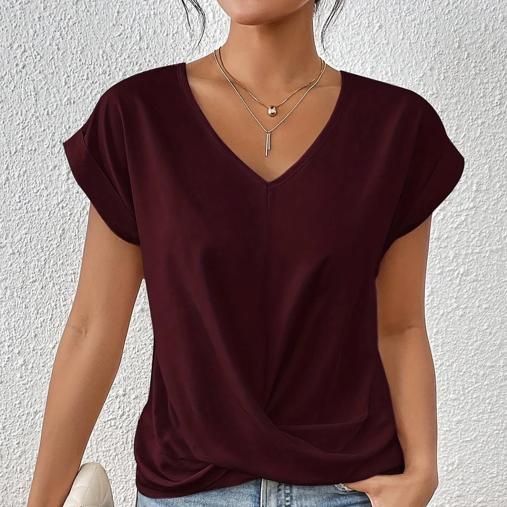 Cleo | Camiseta casual con escote corazón