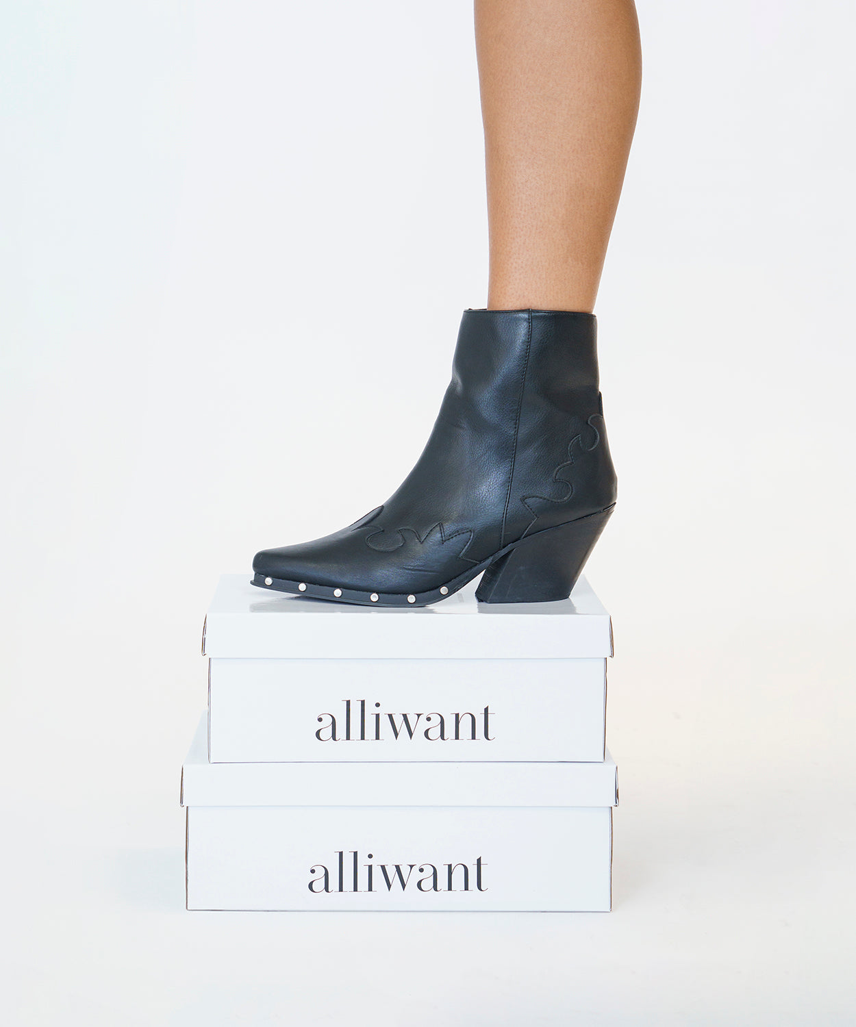 Botas cortas con Tachuelas