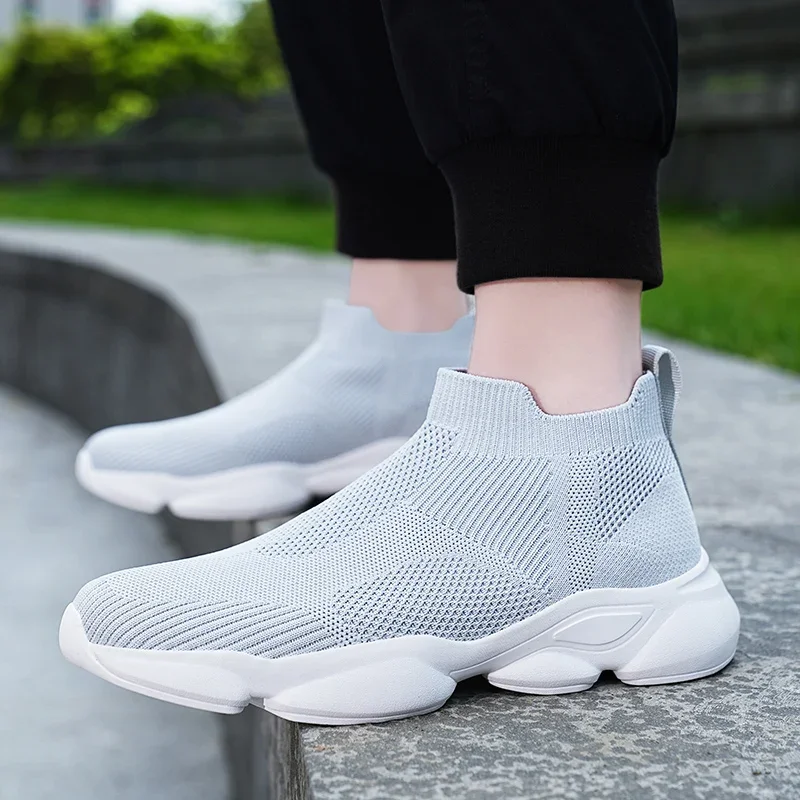 Stride Knit Sneaker