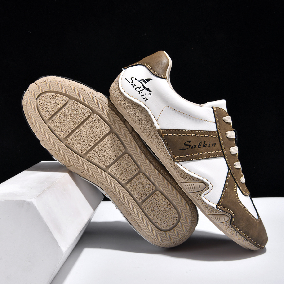 Bannister Retro Trainer