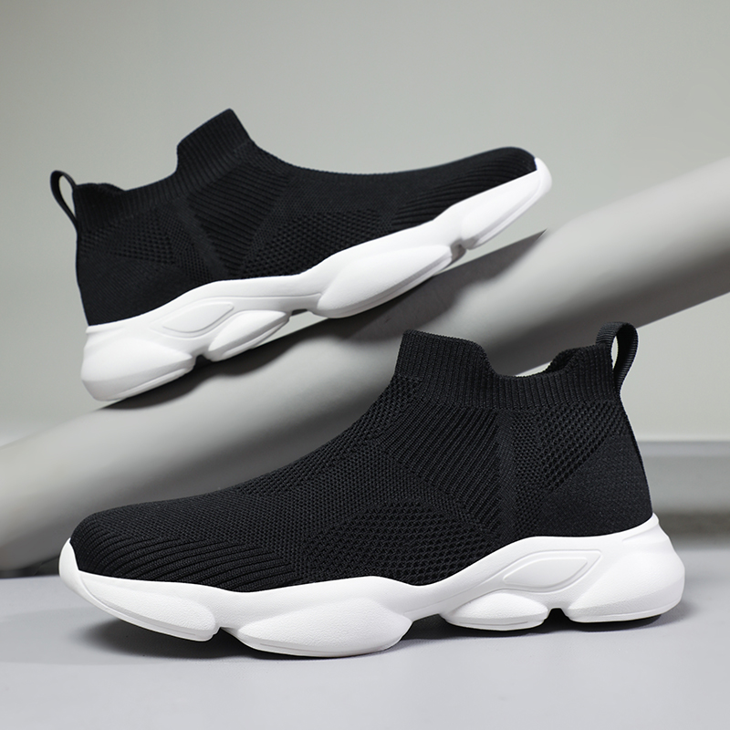 Stride Knit Sneaker