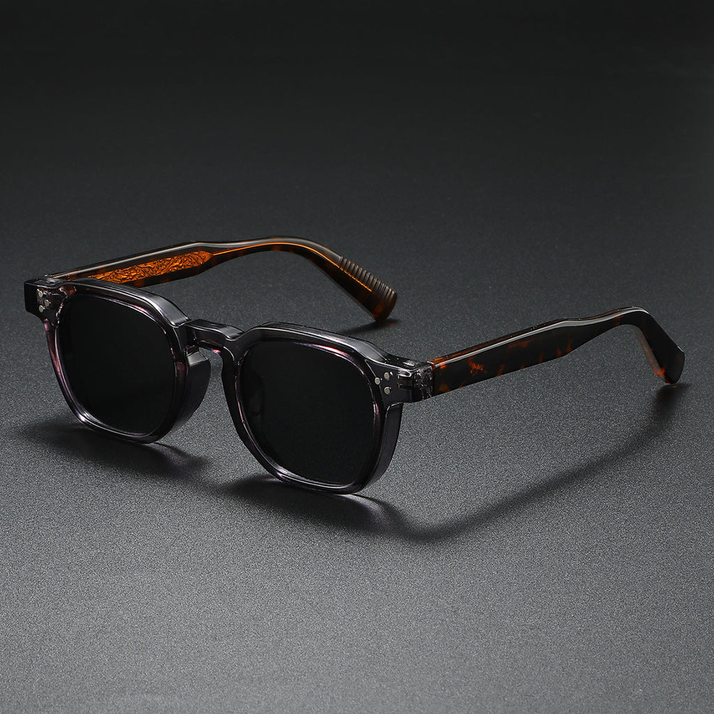 Dario Eclipse Rays