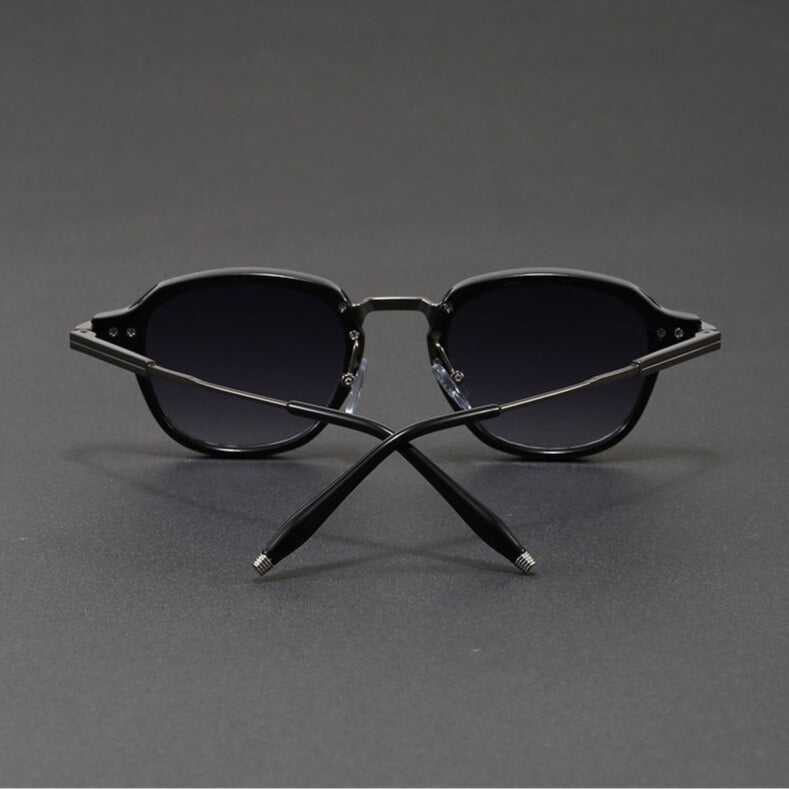 Lorenzo Shades